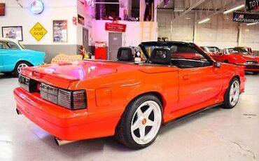 Ford-Mustang-Cabriolet-1989-10