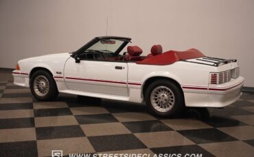 Ford-Mustang-Cabriolet-1989-10