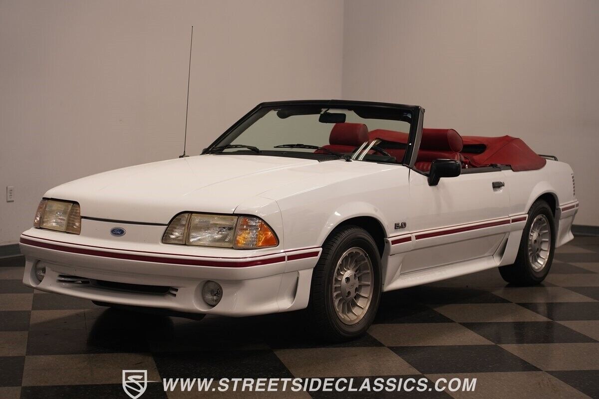 Ford-Mustang-Cabriolet-1989-6