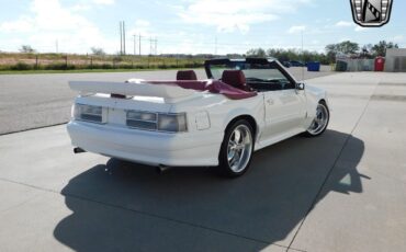 Ford-Mustang-Cabriolet-1989-7