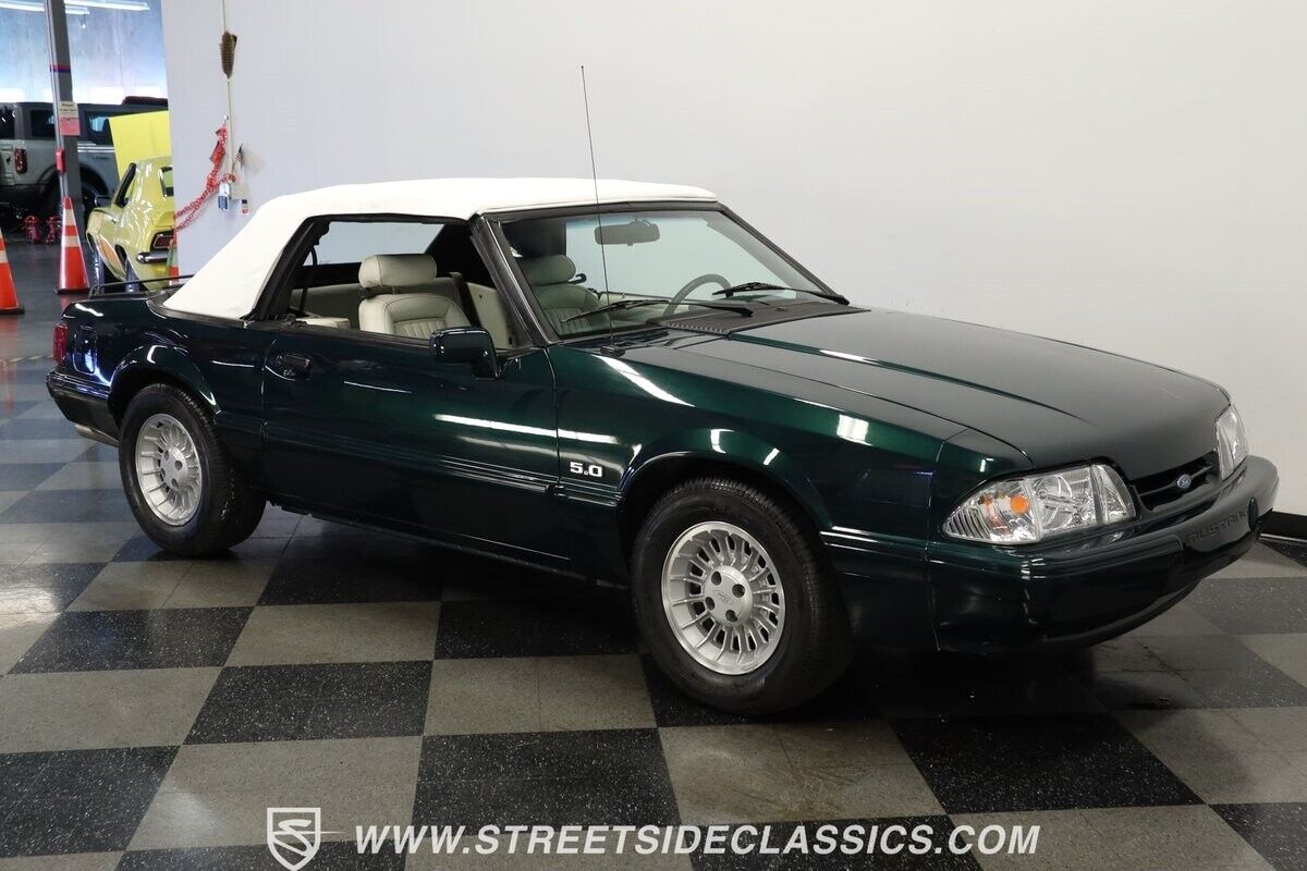 Ford-Mustang-Cabriolet-1990-13