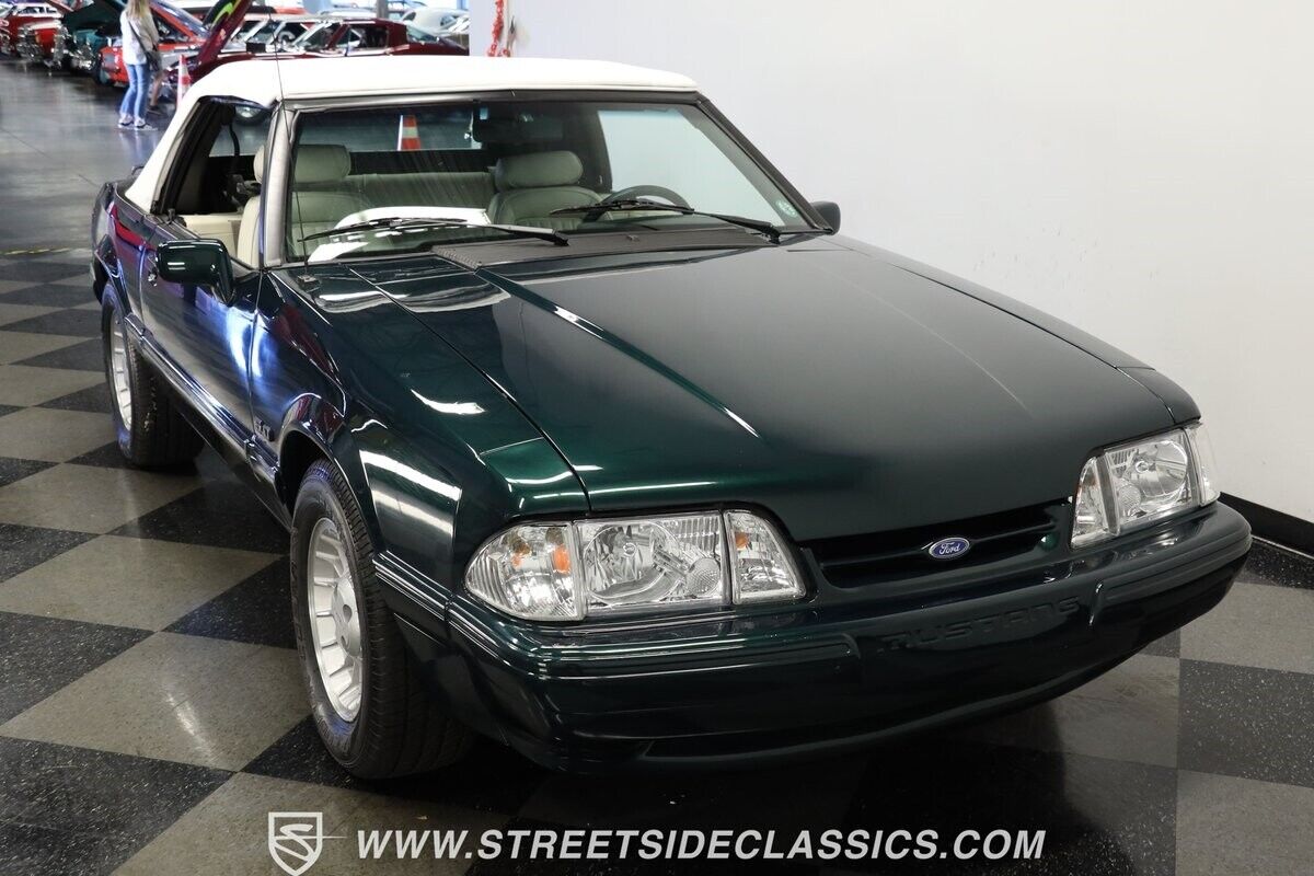 Ford-Mustang-Cabriolet-1990-14