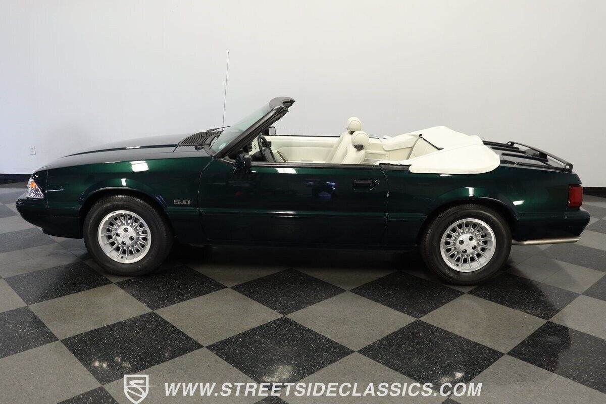 Ford-Mustang-Cabriolet-1990-2