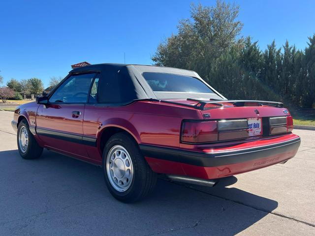 Ford-Mustang-Cabriolet-1990-2