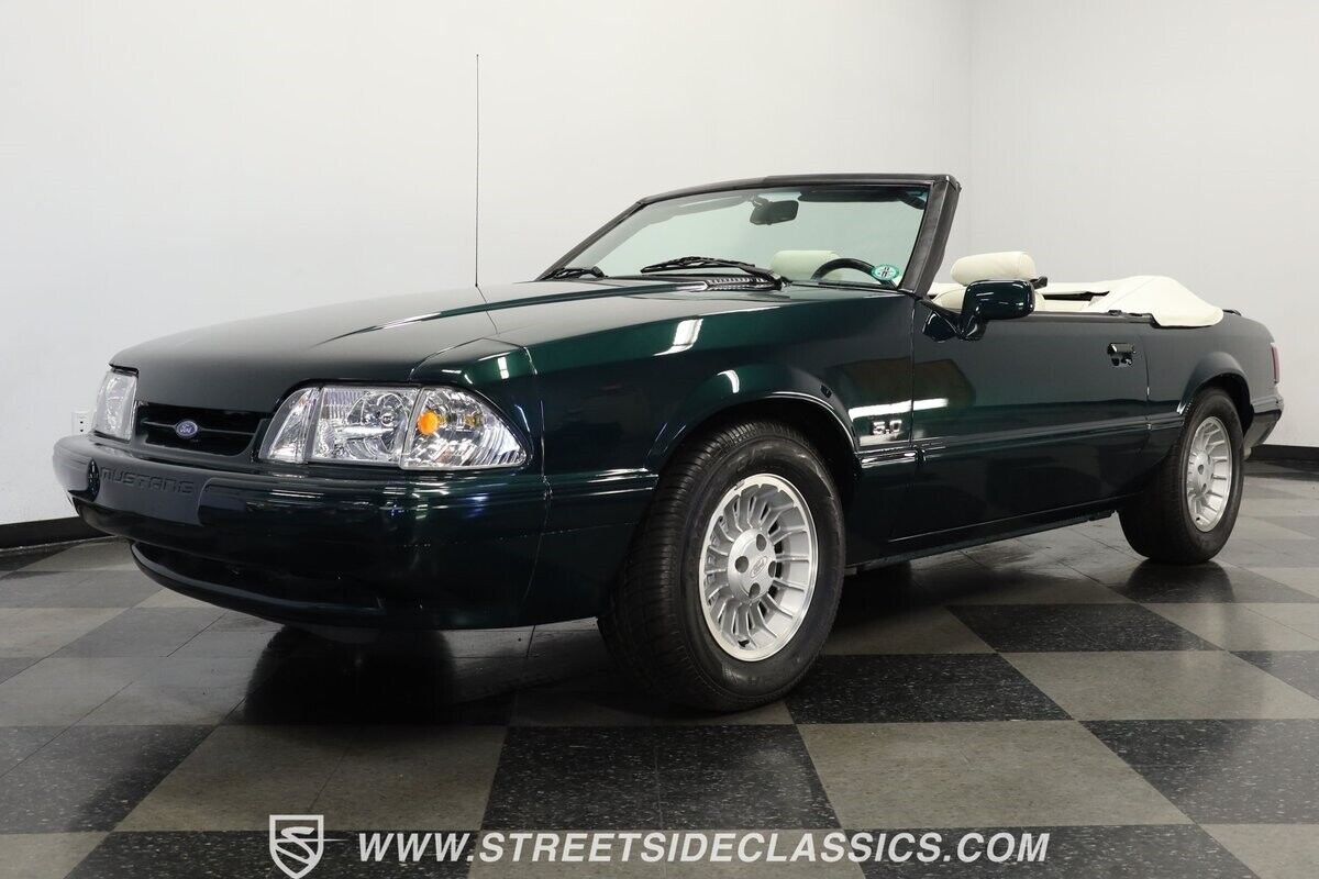 Ford-Mustang-Cabriolet-1990-21