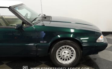 Ford-Mustang-Cabriolet-1990-27