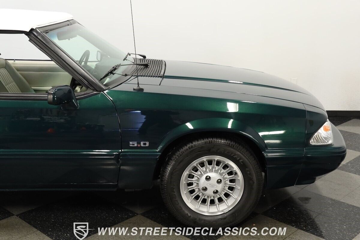 Ford-Mustang-Cabriolet-1990-27