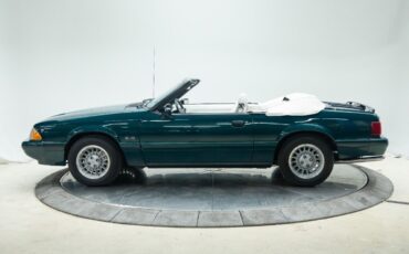 Ford-Mustang-Cabriolet-1990-4