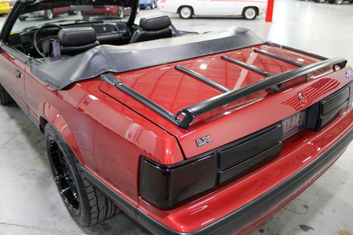 Ford-Mustang-Cabriolet-1991-10