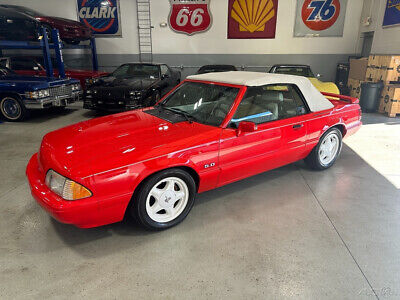 Ford-Mustang-Cabriolet-1992-1