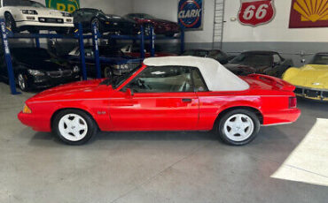 Ford-Mustang-Cabriolet-1992-4