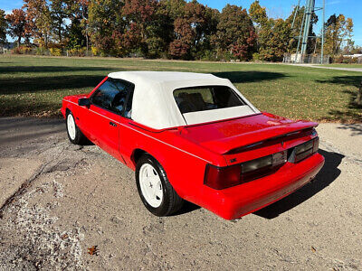 Ford-Mustang-Cabriolet-1992-5