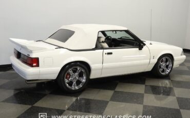 Ford-Mustang-Cabriolet-1993-11