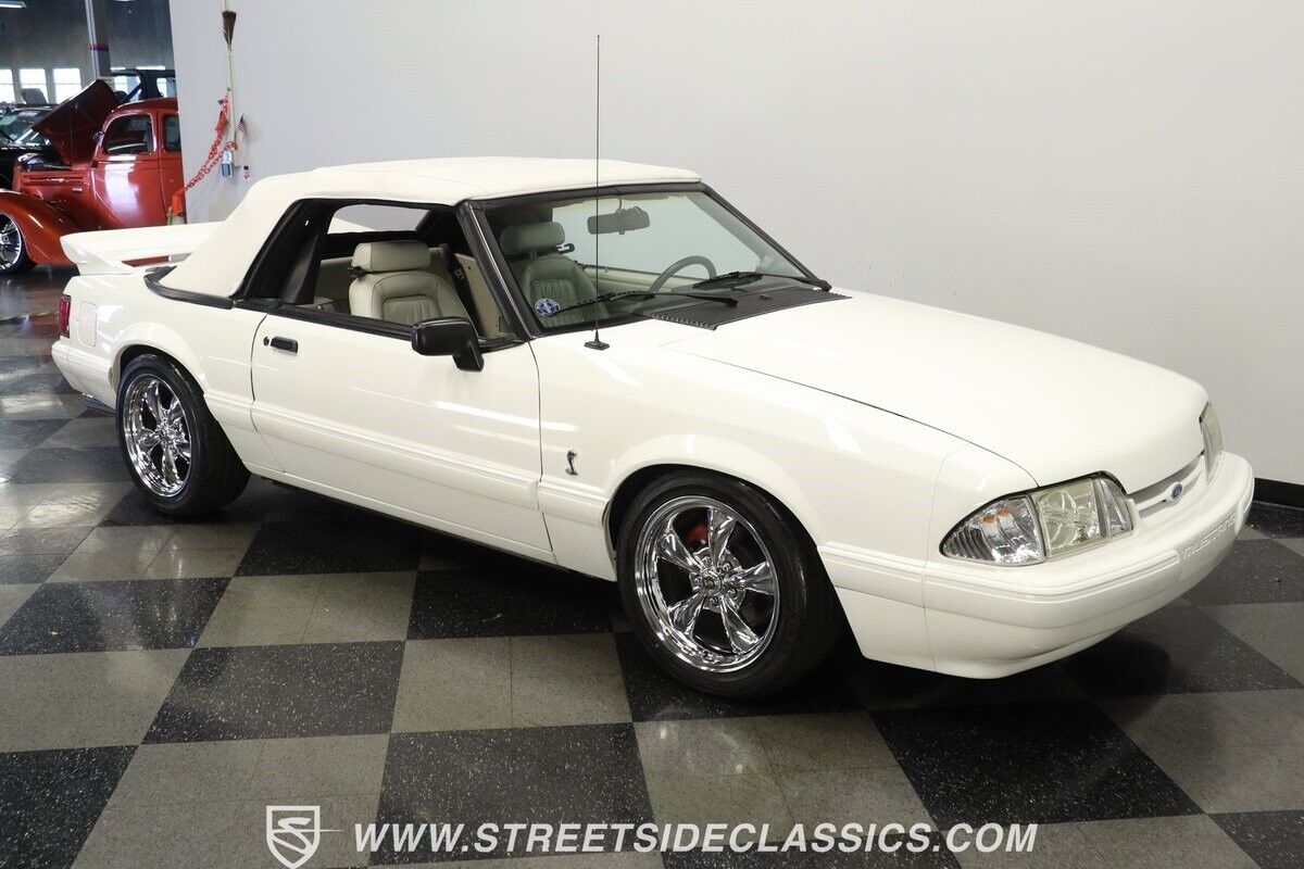 Ford-Mustang-Cabriolet-1993-13