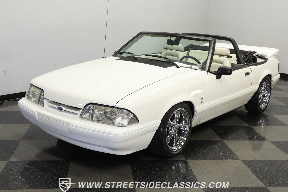 Ford-Mustang-Cabriolet-1993-17