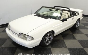 Ford-Mustang-Cabriolet-1993-18