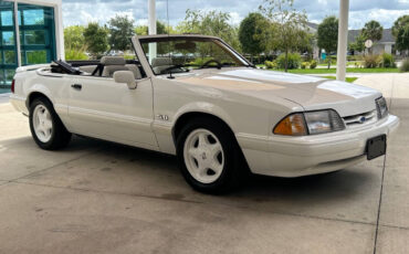 Ford-Mustang-Cabriolet-1993-2