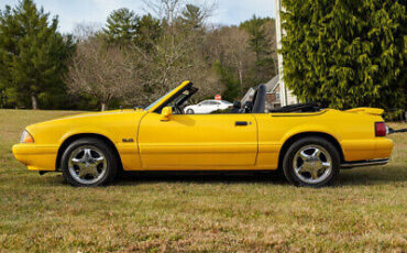 Ford-Mustang-Cabriolet-1993-2