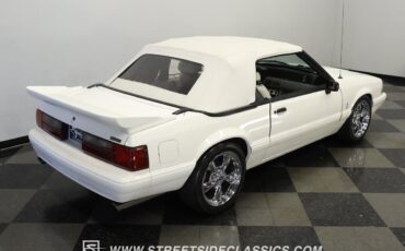 Ford-Mustang-Cabriolet-1993-24