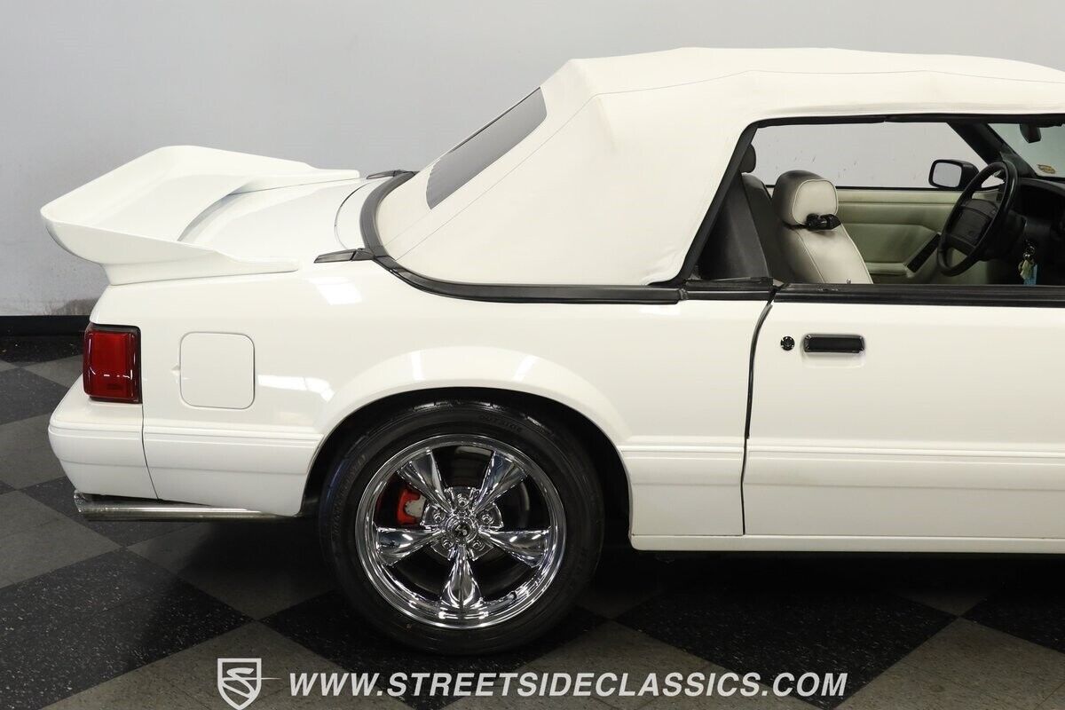 Ford-Mustang-Cabriolet-1993-27