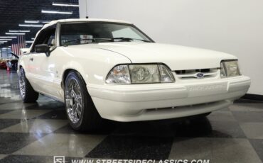 Ford-Mustang-Cabriolet-1993-29