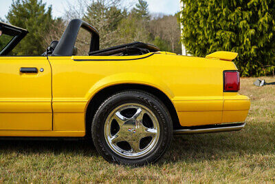 Ford-Mustang-Cabriolet-1993-4