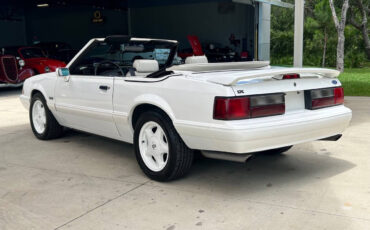 Ford-Mustang-Cabriolet-1993-6