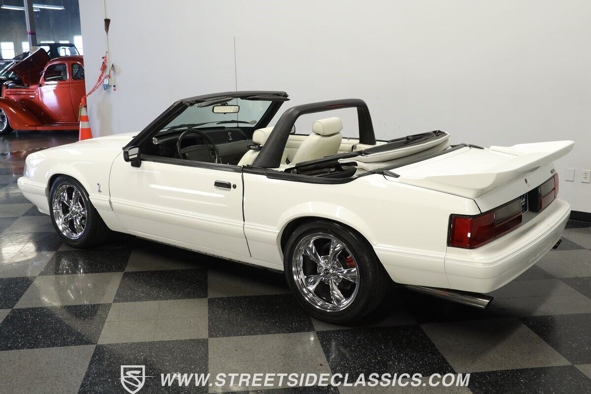 Ford-Mustang-Cabriolet-1993-6