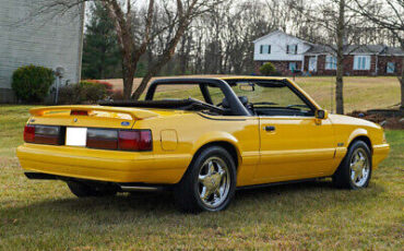 Ford-Mustang-Cabriolet-1993-7