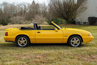 Ford-Mustang-Cabriolet-1993-8