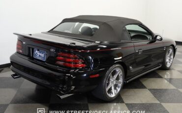 Ford-Mustang-Cabriolet-1995-10