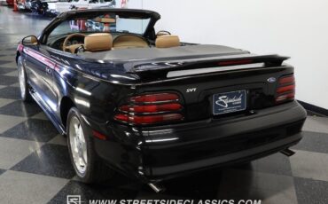 Ford-Mustang-Cabriolet-1995-8