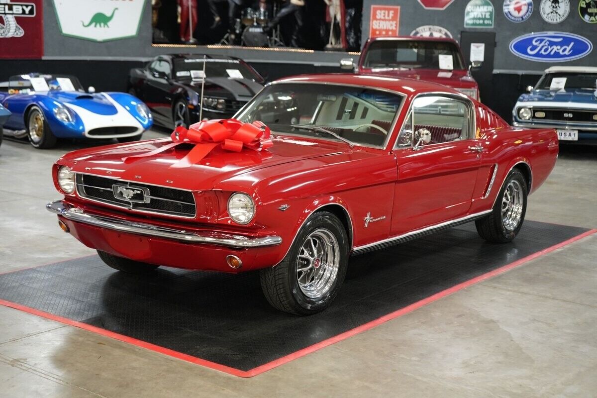 Ford-Mustang-Coupe-1965-1