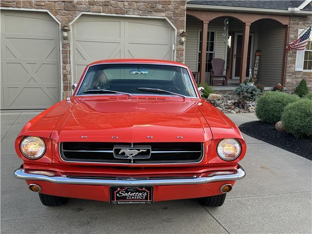 Ford-Mustang-Coupe-1965-1