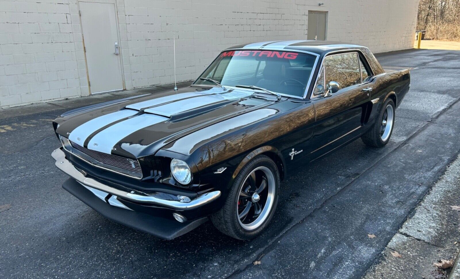 Ford-Mustang-Coupe-1965-19