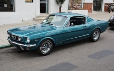 Ford-Mustang-Coupe-1965-21