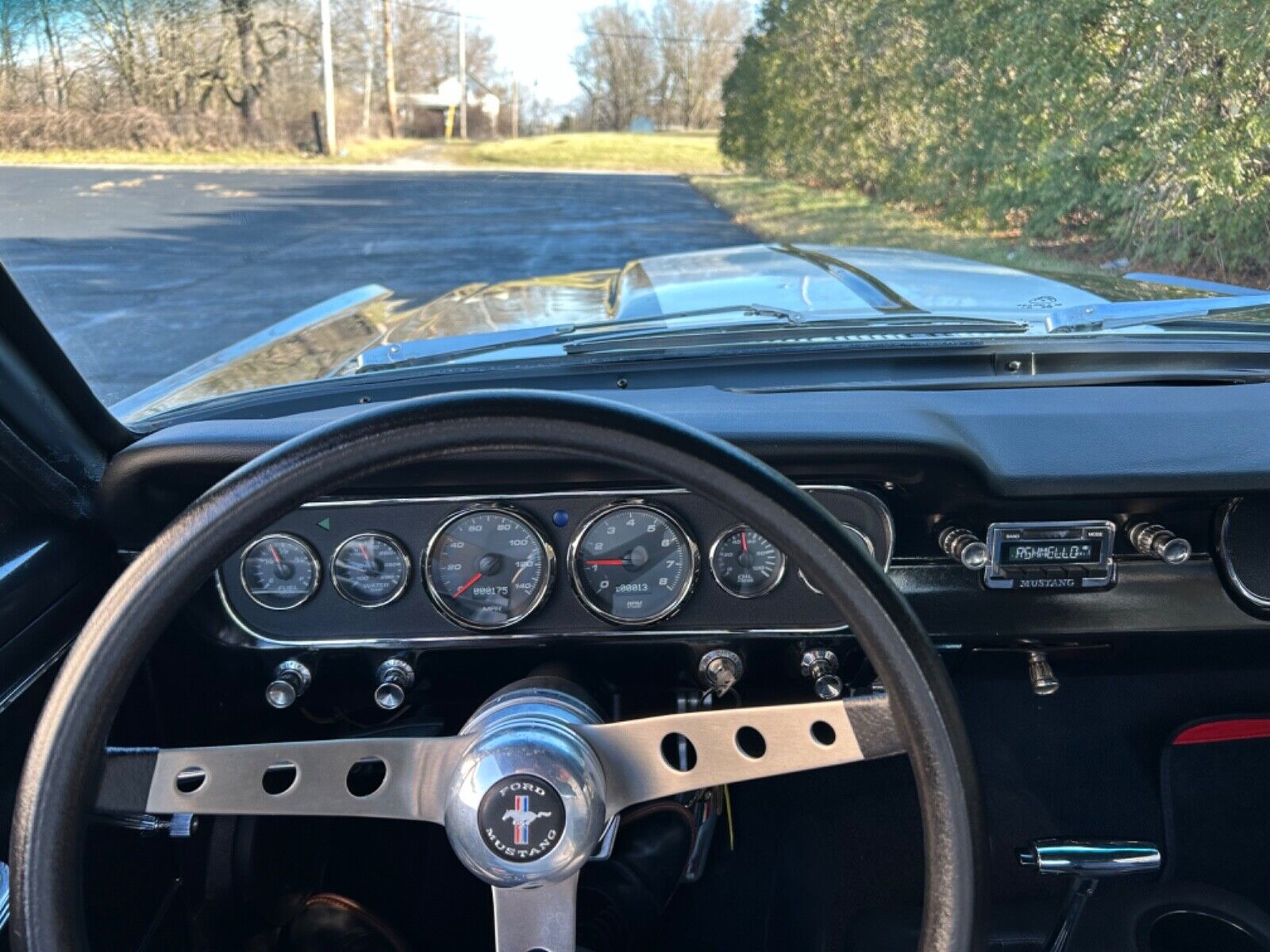 Ford-Mustang-Coupe-1965-25