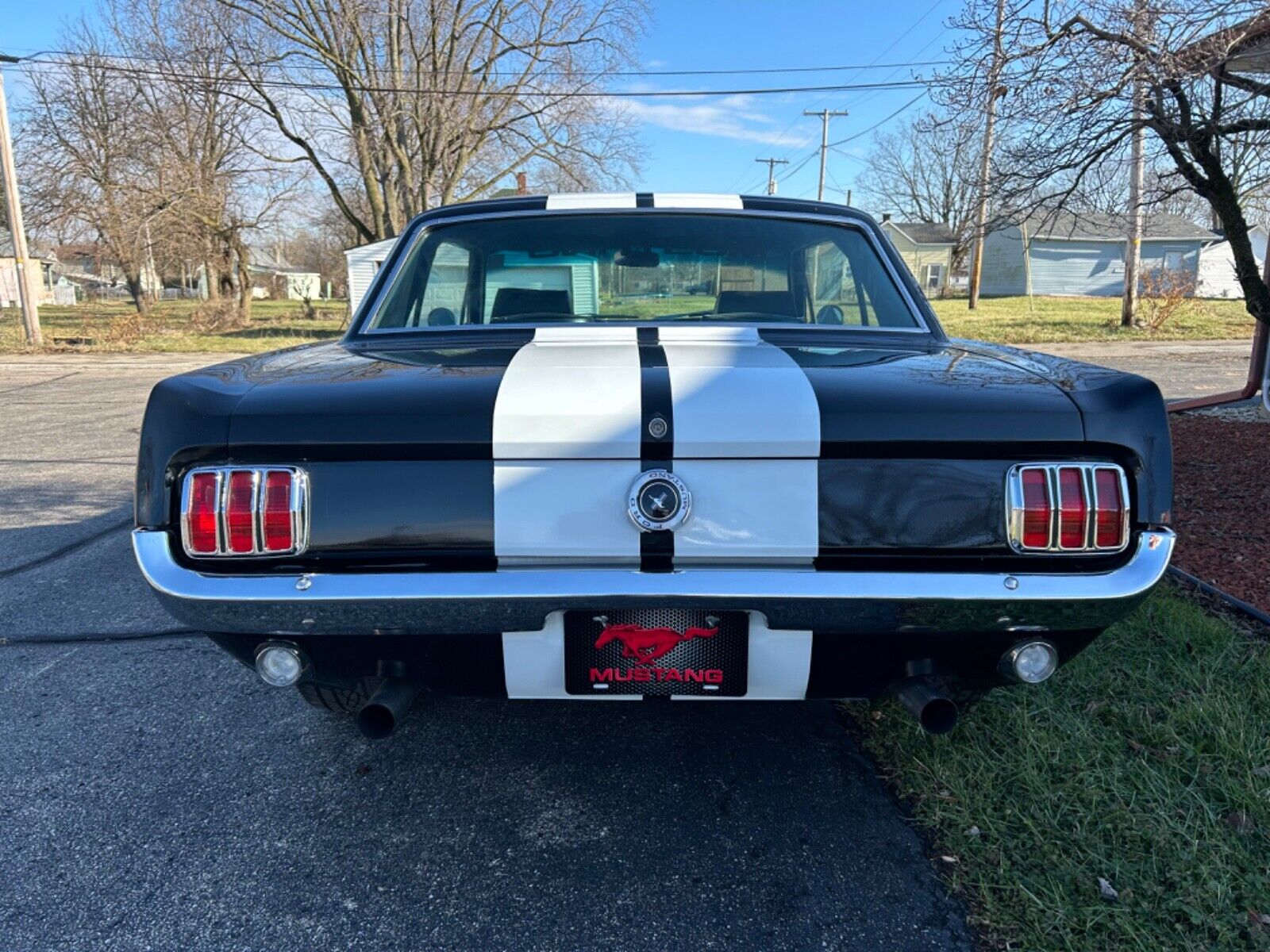 Ford-Mustang-Coupe-1965-3