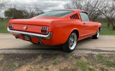 Ford-Mustang-Coupe-1965-5