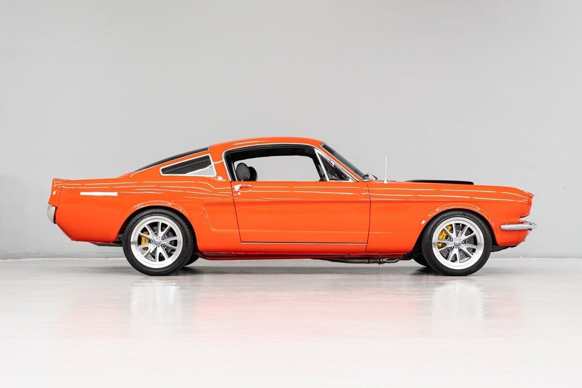 Ford-Mustang-Coupe-1965-7