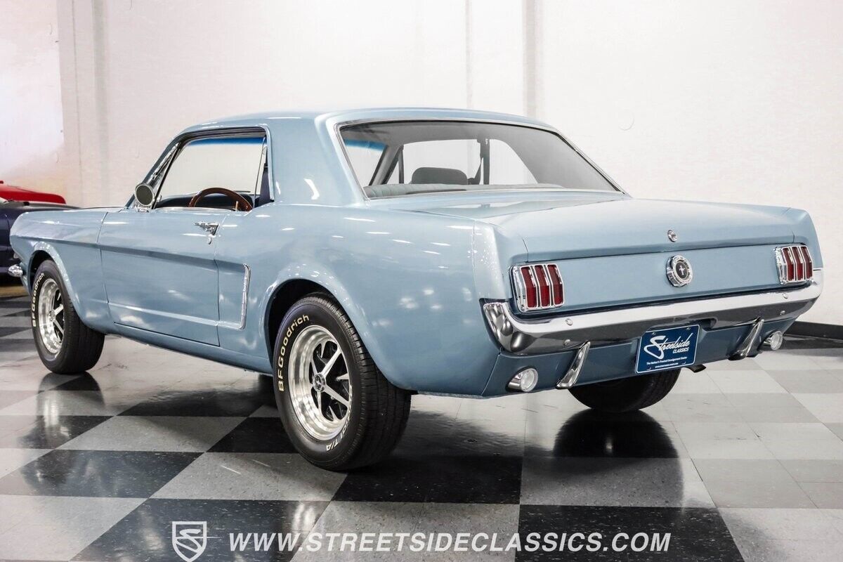 Ford-Mustang-Coupe-1965-8