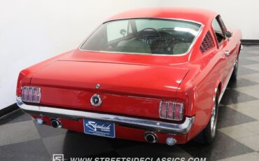 Ford-Mustang-Coupe-1965-9