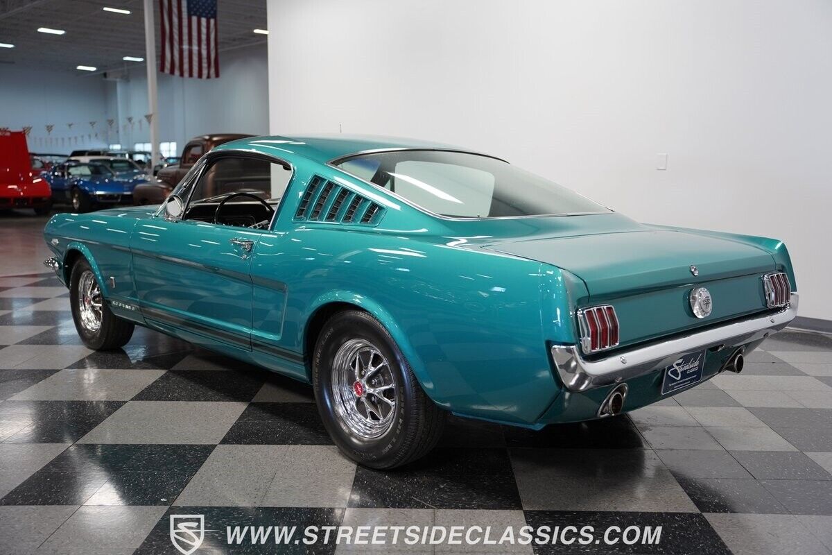 Ford-Mustang-Coupe-1965-9