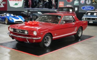 Ford-Mustang-Coupe-1966-1