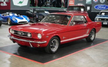 Ford-Mustang-Coupe-1966-1