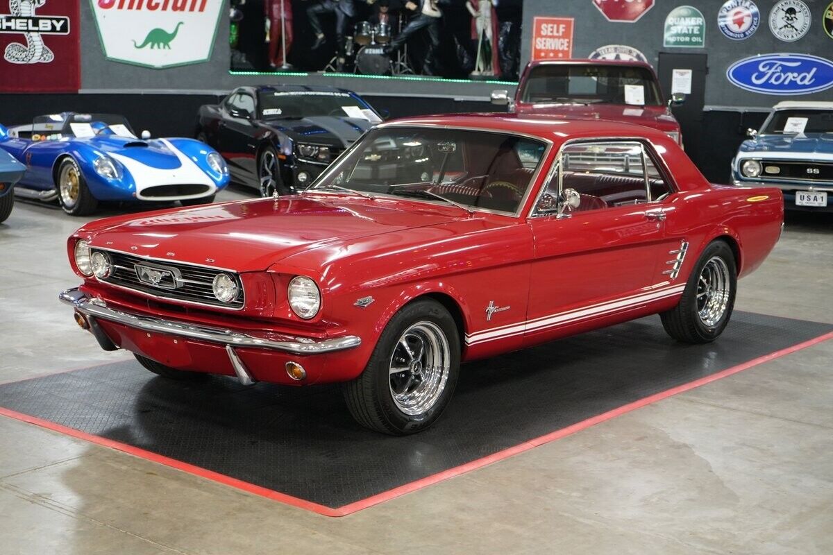 Ford-Mustang-Coupe-1966-1