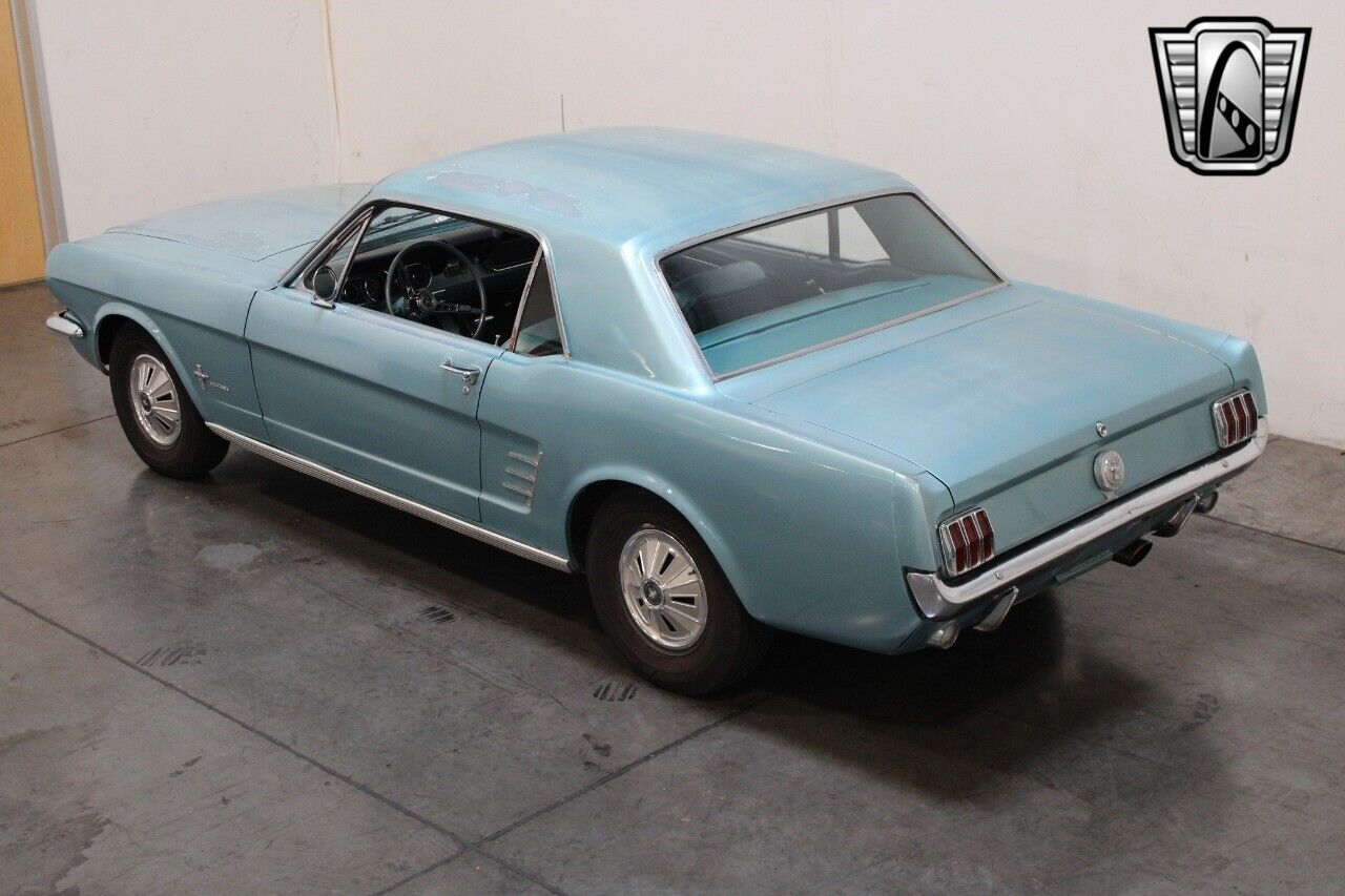 Ford-Mustang-Coupe-1966-10