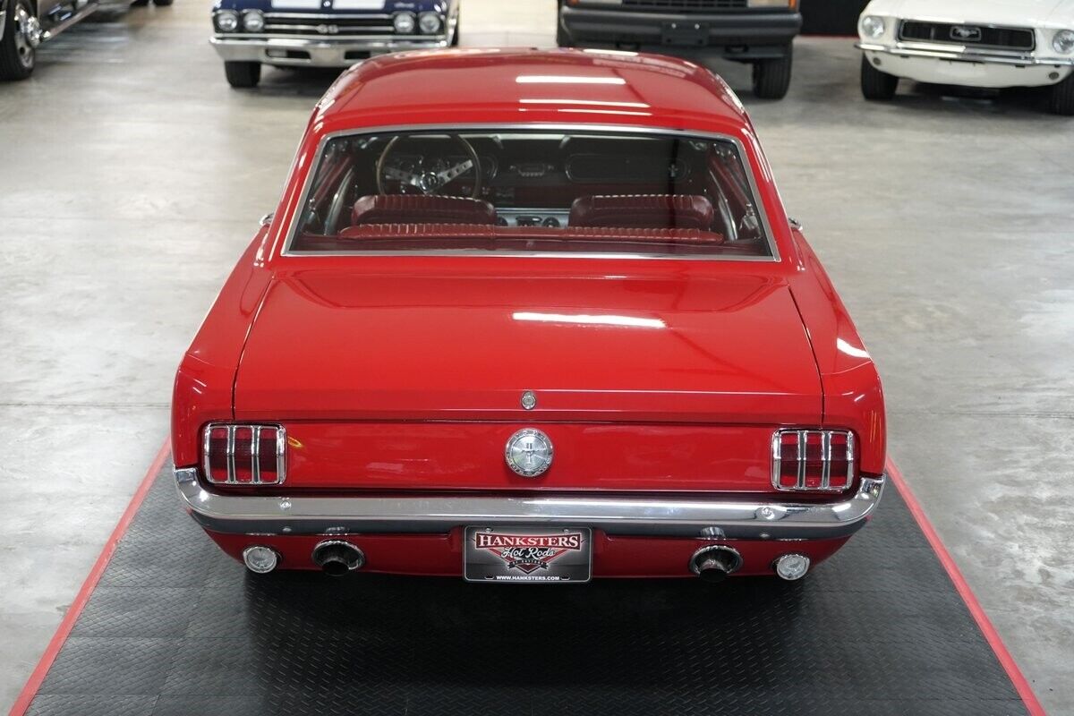 Ford-Mustang-Coupe-1966-16