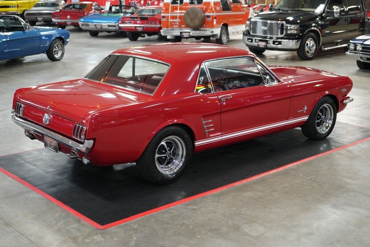 Ford-Mustang-Coupe-1966-17