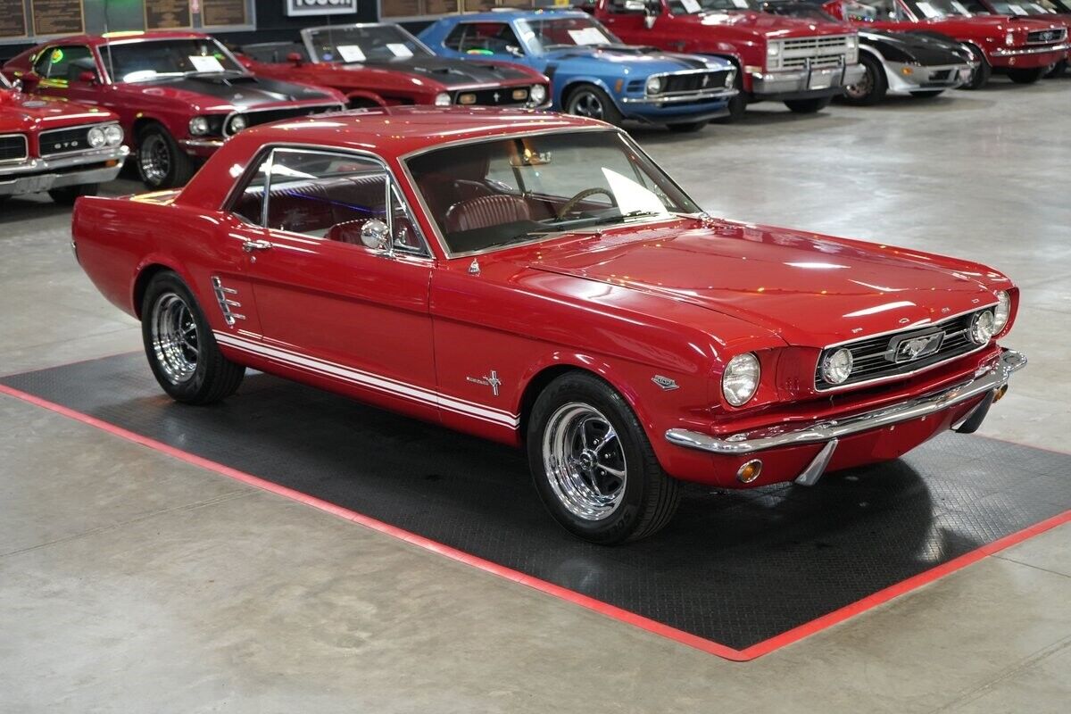 Ford-Mustang-Coupe-1966-19